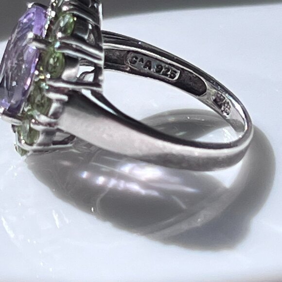 Breathtaking and Dazzling .925 Sterling Cocktail Ring Statement Ring - Picture 4 of 8